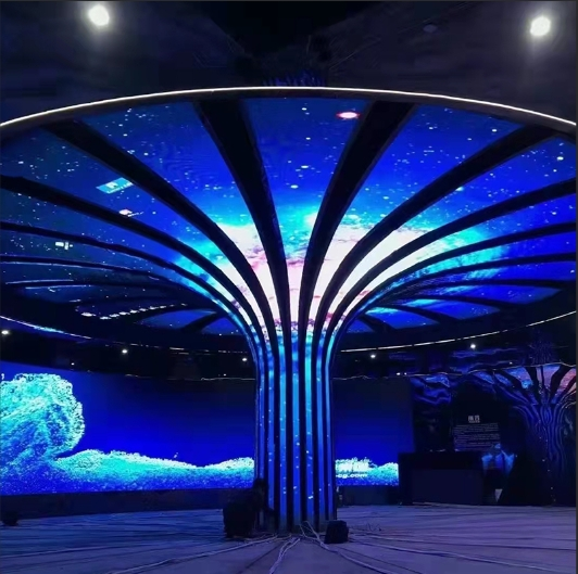 Art exhibition-​Tree LED screen